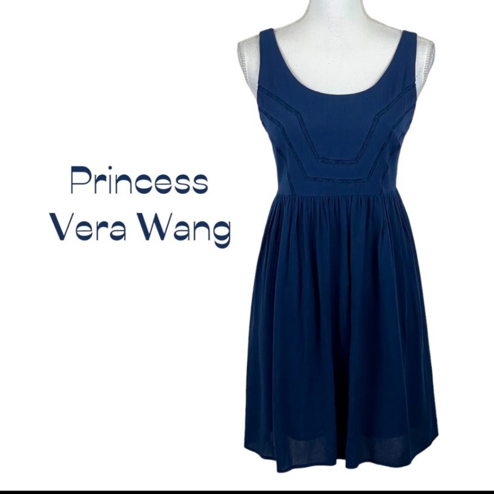 Navy blue princess Vera Wang size 7 dress fits women's medium